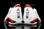 Air Jordan 14 Home Bulls