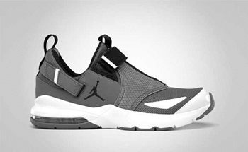 Check Out the New Jordan Trunner 11 LX!