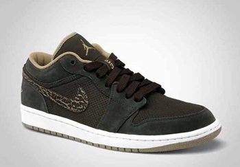 “Velvet Brown” Air Jordan 1 Phat Low Coming Out!