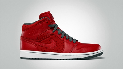 New Air Jordan 1 Phat Mid Now Out!