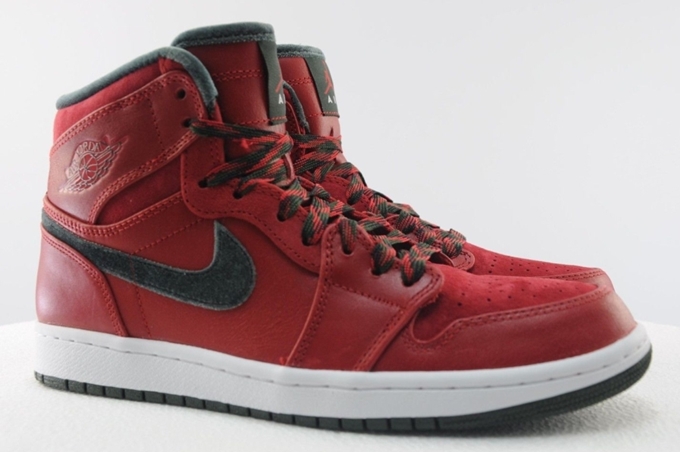 Air Jordan 1 Retro Hi Premier “Gucci” Returns To Sneaker Market