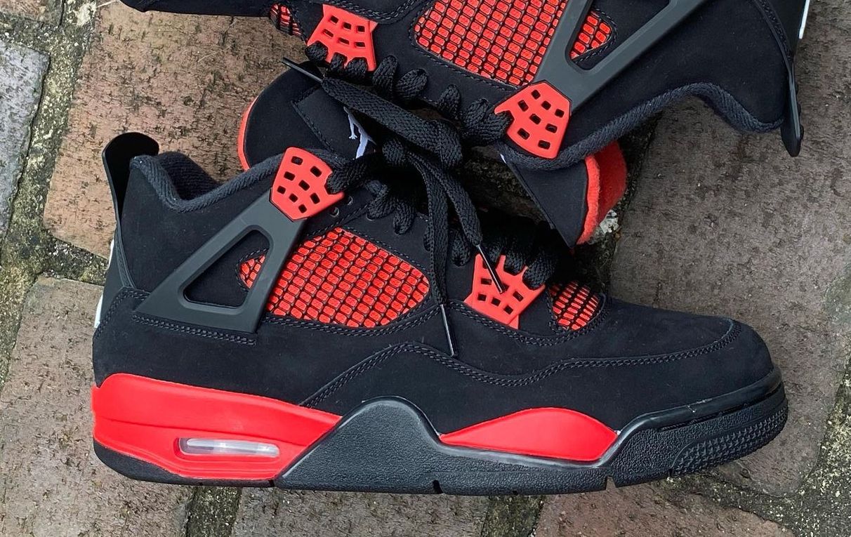 ozweego tech adidas