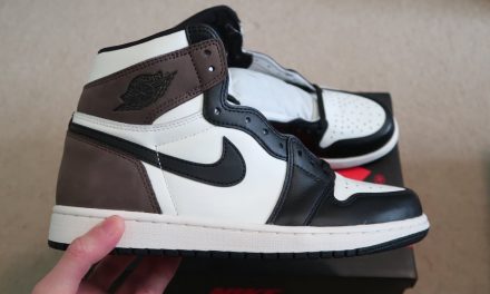 Air Jordan 1 Retro High OG "Mocha" Sneaker