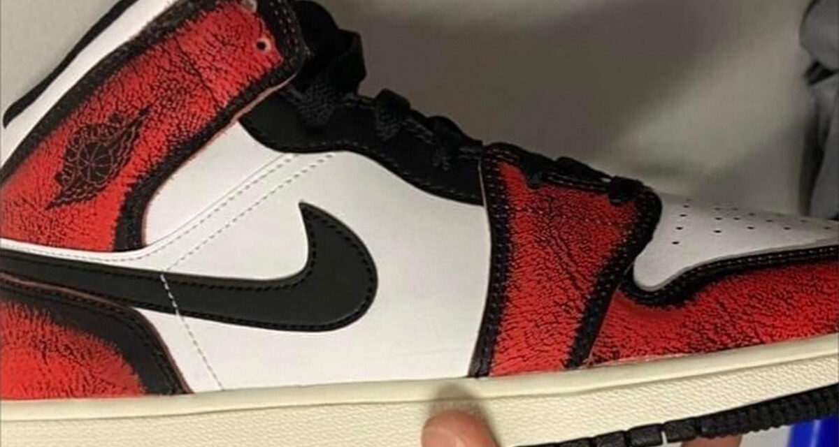 Air Jordan 1 Mid Wear-Away Release Date