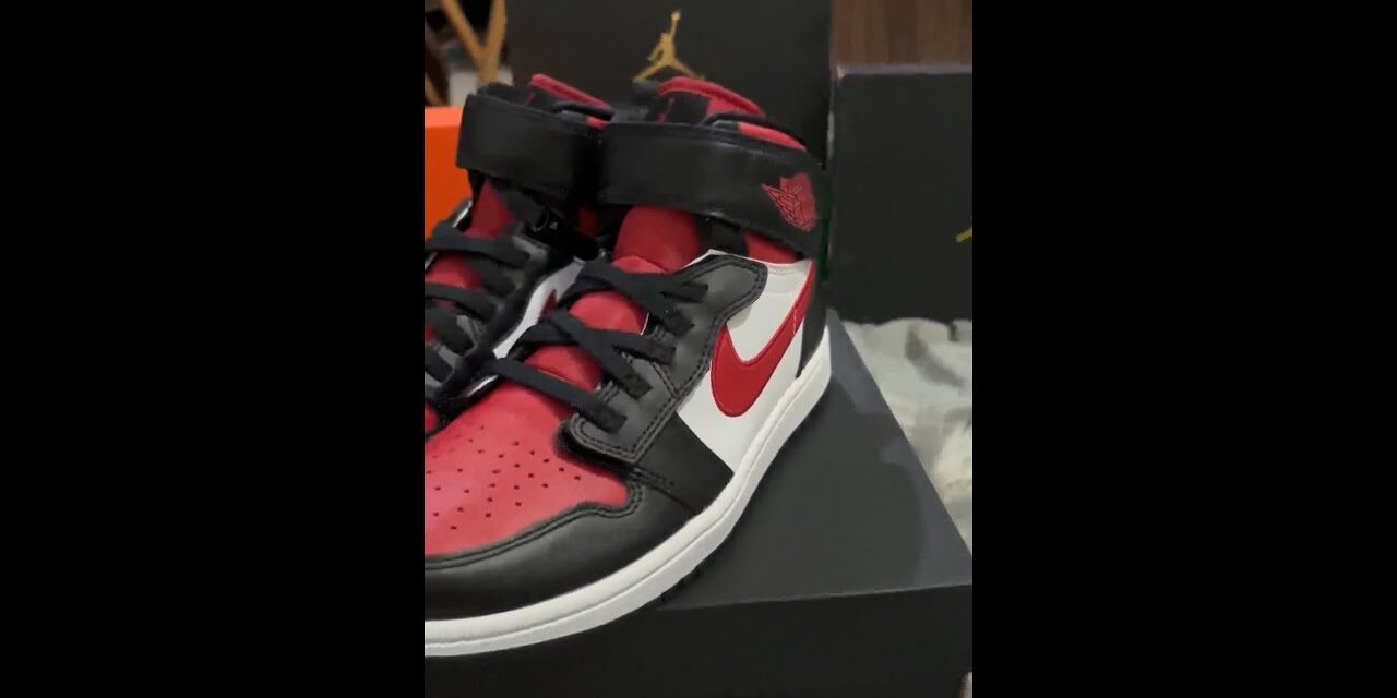 Unboxing the Air Jordan 1 Hi Flyease Fire red