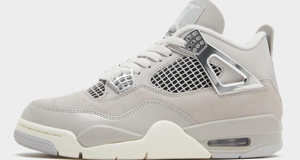 Air Jordan 4 Frozen Moments AQ9129-001