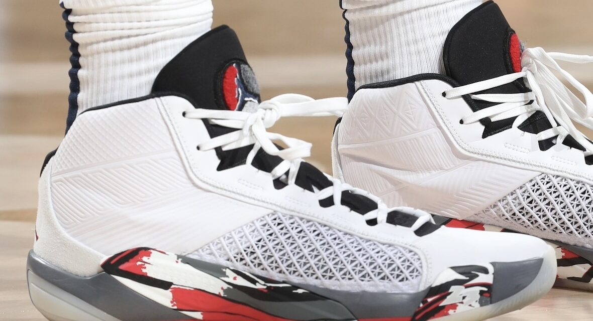 Air Jordan 38 Bugs Bunny