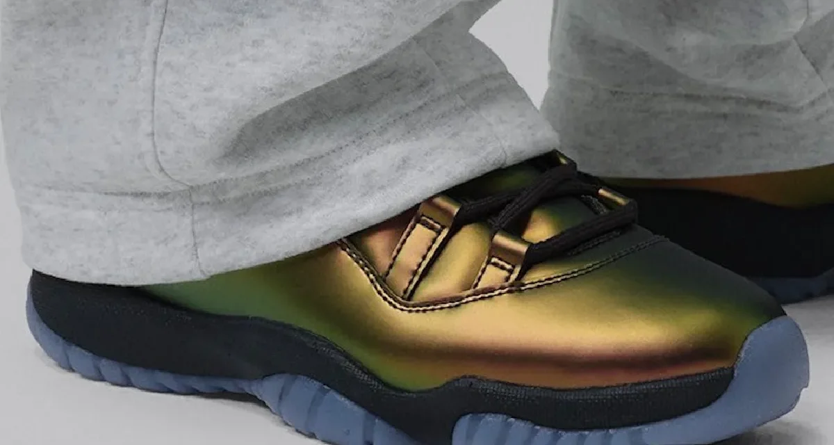 Air Jordan 11 Women’s “Space Jam” IZ1800-200
